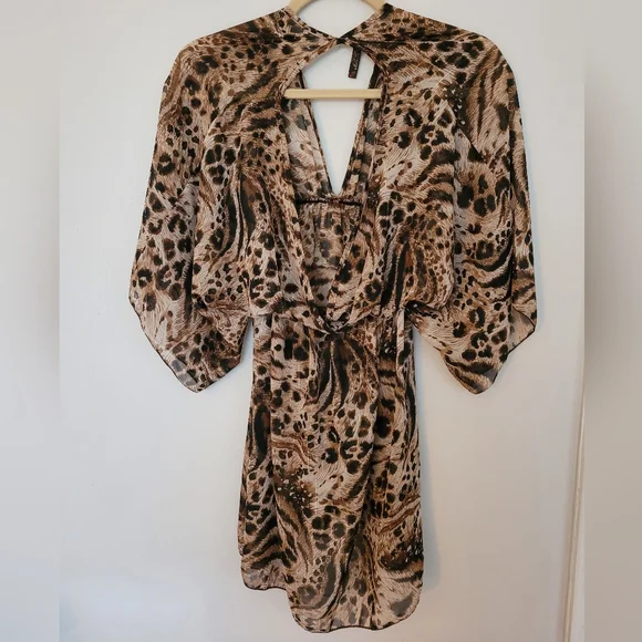 Sheer top - Picture 2 of 3